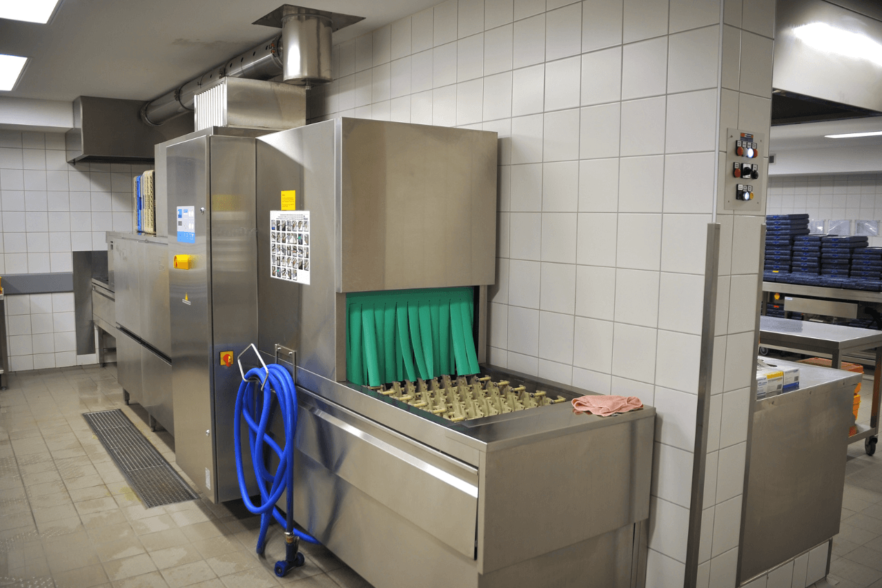 Commercial steamer repair Dubai